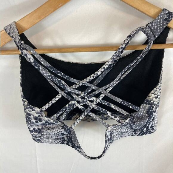 NWOT ONZIE YOGA #354 WHITE COBRA CHIC BRA SZ S/M - Picture 4 of 5